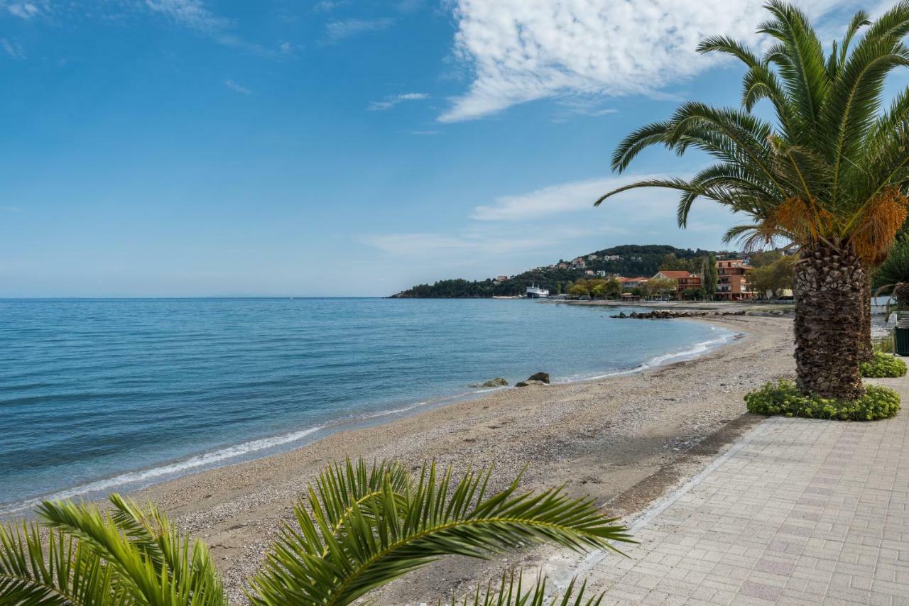 Areti Apartments Poros  Exterior photo